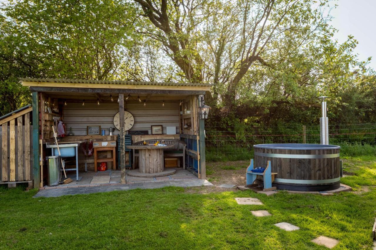Dotties Retreat Vila Combe Martin Exterior foto